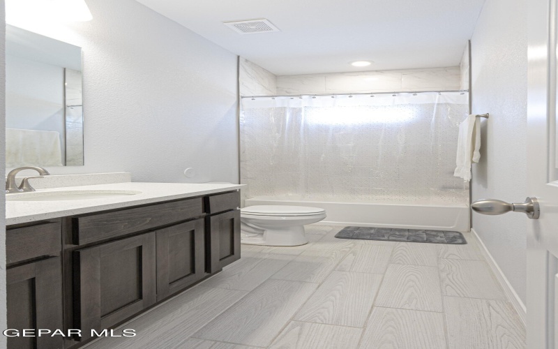 546 Spanish Oak Drive, Canutillo, TX 79835, 4 Habitaciones Habitaciones , ,2 BañosBaños,Residential,En Venta,546 Spanish Oak Drive,927785