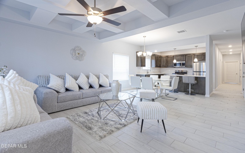 546 Spanish Oak Drive, Canutillo, TX 79835, 4 Habitaciones Habitaciones , ,2 BañosBaños,Residential,En Venta,546 Spanish Oak Drive,927785