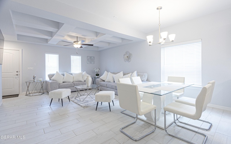 546 Spanish Oak Drive, Canutillo, TX 79835, 4 Habitaciones Habitaciones , ,2 BañosBaños,Residential,En Venta,546 Spanish Oak Drive,927785