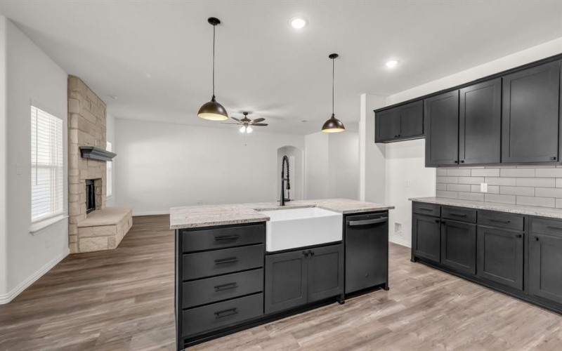 104 Sedona Creek Court, Poolville, TX 76487, 3 Habitaciones Habitaciones , ,2 BañosBaños,Residential,En Venta,104 Sedona Creek Court,0,21014410