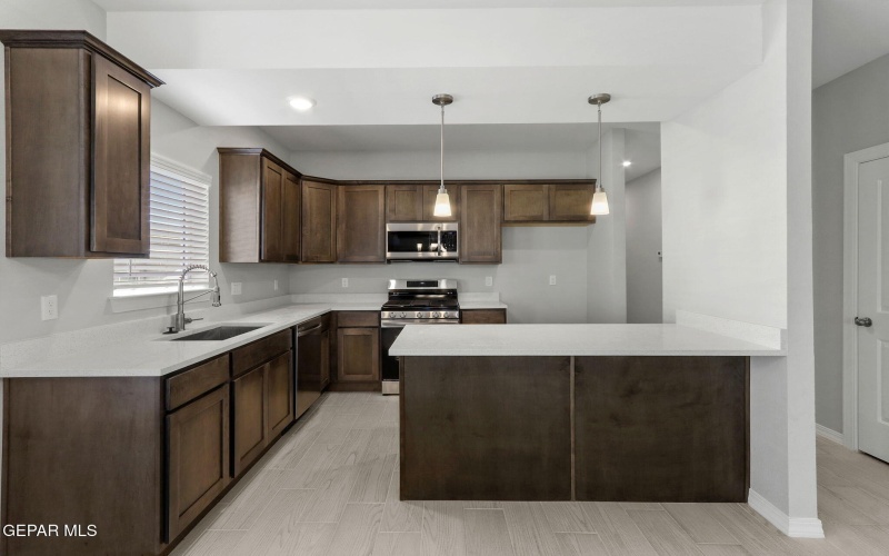 436 Santiago Munos Street, Vinton, TX 79821, 4 Bedrooms Bedrooms, ,2 BathroomsBathrooms,Residential,For Sale,436 Santiago Munos Street,915550