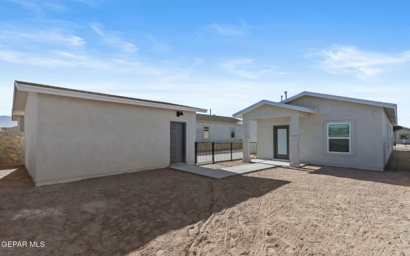 436 Santiago Munos Street, Vinton, TX 79821, 4 Bedrooms Bedrooms, ,2 BathroomsBathrooms,Residential,For Sale,436 Santiago Munos Street,915550