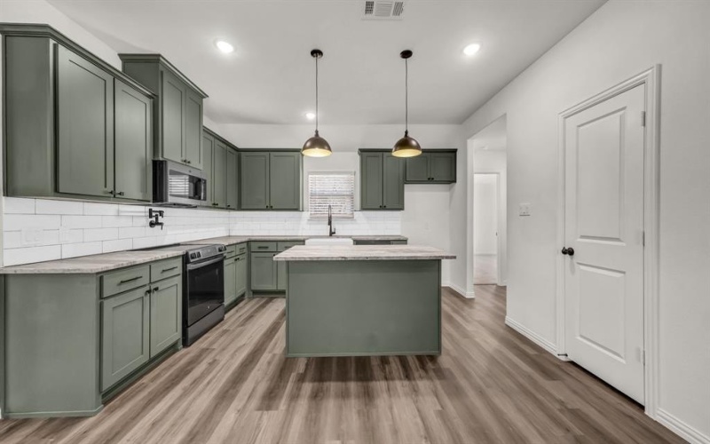 112 Sedona Creek Court, Poolville, TX 76487, 3 Bedrooms Bedrooms, ,2 BathroomsBathrooms,Residential,For Sale,112 Sedona Creek Court,0,21015419