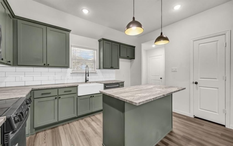 112 Sedona Creek Court, Poolville, TX 76487, 3 Bedrooms Bedrooms, ,2 BathroomsBathrooms,Residential,For Sale,112 Sedona Creek Court,0,21015419