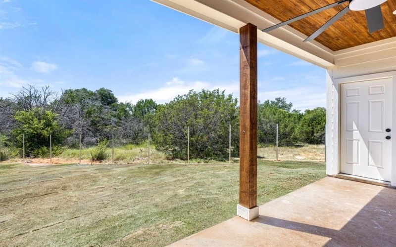 2400 Duro Court, Granbury, TX 76048, 3 Bedrooms Bedrooms, ,2 BathroomsBathrooms,Residential,For Sale,2400 Duro Court,21020264