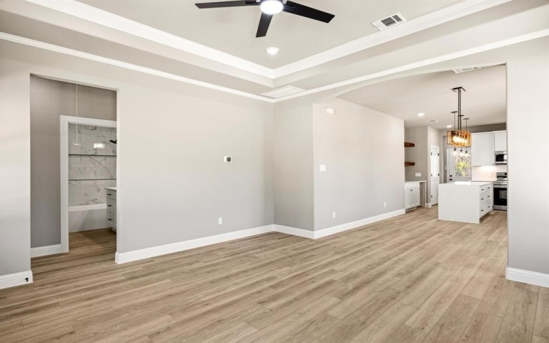 2400 Duro Court, Granbury, TX 76048, 3 Bedrooms Bedrooms, ,2 BathroomsBathrooms,Residential,For Sale,2400 Duro Court,21020264