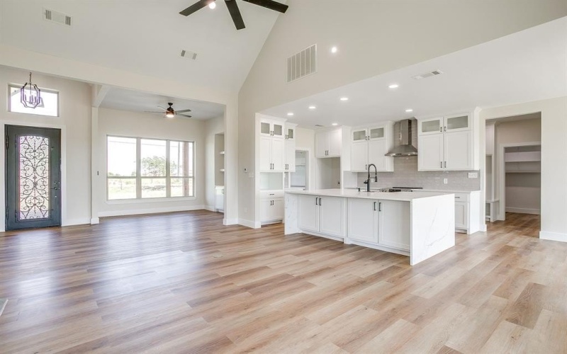 11204 County Road 418, Grandview, TX 76050, 3 Bedrooms Bedrooms, ,2 BathroomsBathrooms,Residential,For Sale,11204 County Road 418,21021062