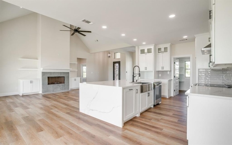 11204 County Road 418, Grandview, TX 76050, 3 Bedrooms Bedrooms, ,2 BathroomsBathrooms,Residential,For Sale,11204 County Road 418,21021062