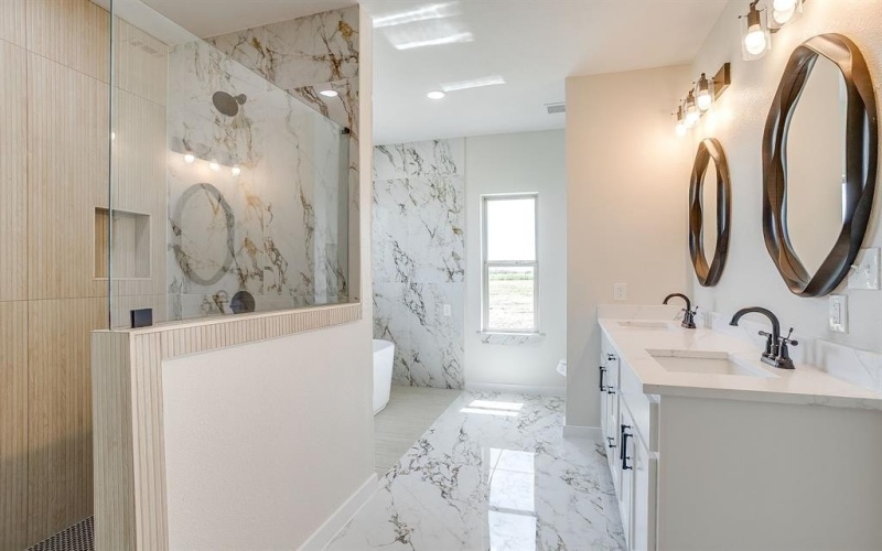 11204 County Road 418, Grandview, TX 76050, 3 Bedrooms Bedrooms, ,2 BathroomsBathrooms,Residential,For Sale,11204 County Road 418,21021062