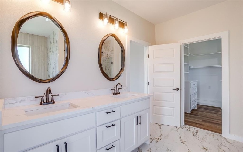11204 County Road 418, Grandview, TX 76050, 3 Bedrooms Bedrooms, ,2 BathroomsBathrooms,Residential,For Sale,11204 County Road 418,21021062