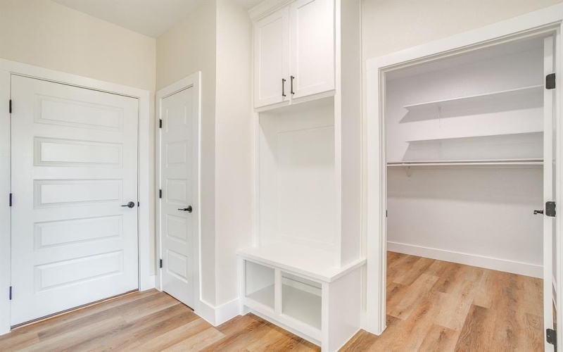 11204 County Road 418, Grandview, TX 76050, 3 Bedrooms Bedrooms, ,2 BathroomsBathrooms,Residential,For Sale,11204 County Road 418,21021062