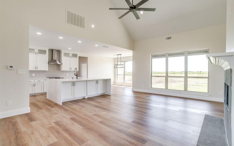 11204 County Road 418, Grandview, TX 76050, 3 Bedrooms Bedrooms, ,2 BathroomsBathrooms,Residential,For Sale,11204 County Road 418,21021062