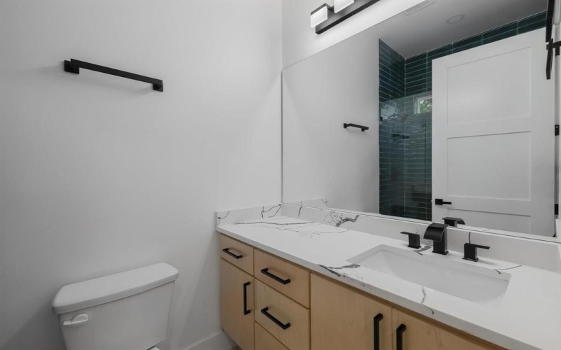 1919 Pollard Street, Dallas, TX 75208, 3 Bedrooms Bedrooms, ,3 BathroomsBathrooms,Residential,For Sale,1919 Pollard Street,0,21021547