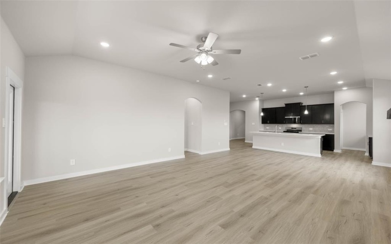 1135 Rothland, Red Oak, TX 75154, 3 Habitaciones Habitaciones , ,2 BañosBaños,Residential,En Venta,1135 Rothland,0,21023472