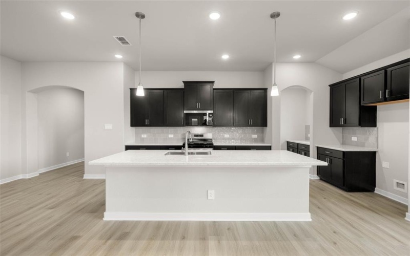 1135 Rothland, Red Oak, TX 75154, 3 Habitaciones Habitaciones , ,2 BañosBaños,Residential,En Venta,1135 Rothland,0,21023472