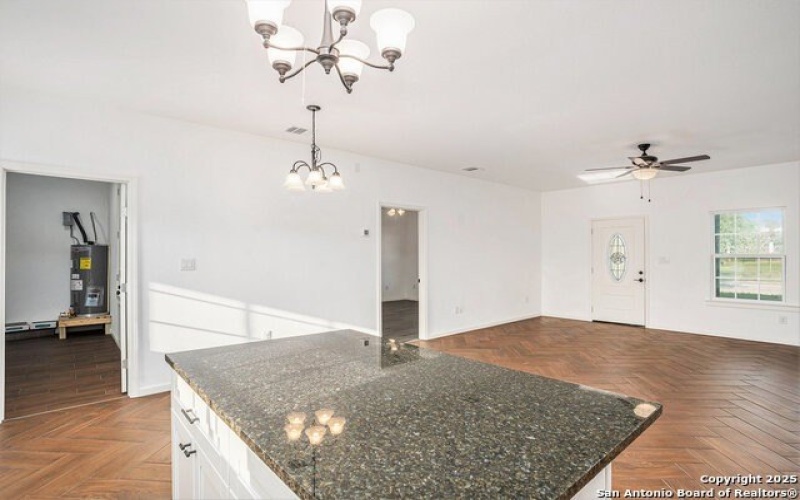 1615 N Guadalupe, Seguin, TX 78155, 3 Bedrooms Bedrooms, ,2 BathroomsBathrooms,Residential,For Sale,1615 N Guadalupe,1865700