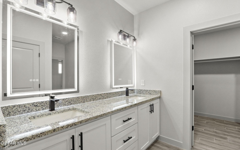 1405 Thar Desert Drive, Chaparral, NM 88081, 3 Habitaciones Habitaciones , ,2 BañosBaños,Residential,En Venta,1405 Thar Desert Drive,915650