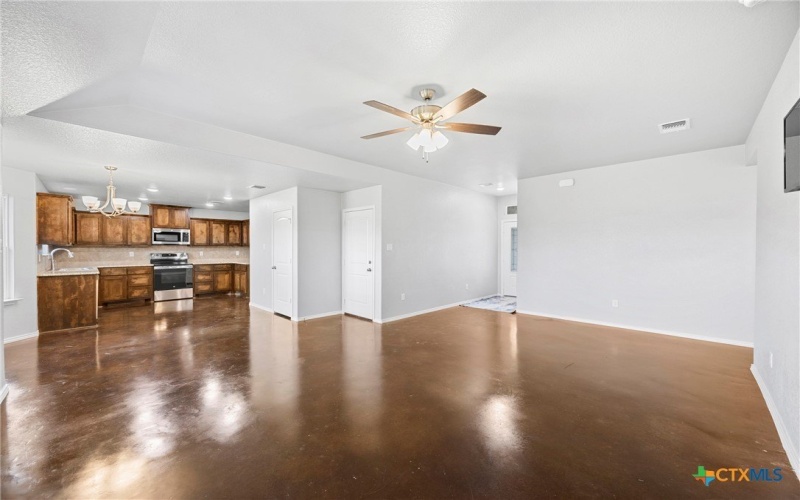 3104 Goblin Drive, Killeen, TX 76549, 3 Habitaciones Habitaciones , ,2 BañosBaños,Residential,En Venta,3104 Goblin Drive,0,588887