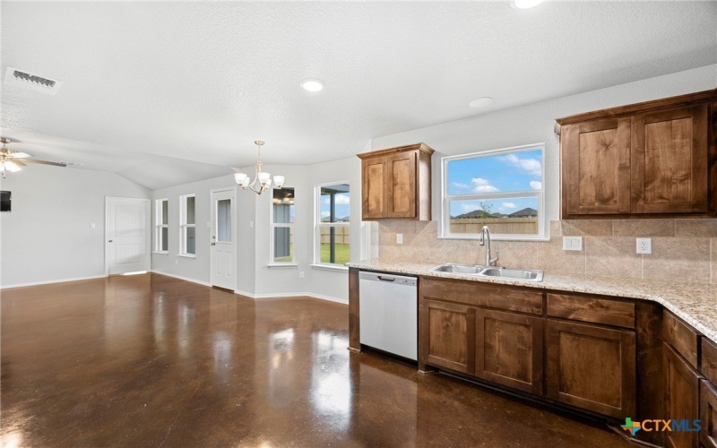 3104 Goblin Drive, Killeen, TX 76549, 3 Habitaciones Habitaciones , ,2 BañosBaños,Residential,En Venta,3104 Goblin Drive,0,588887