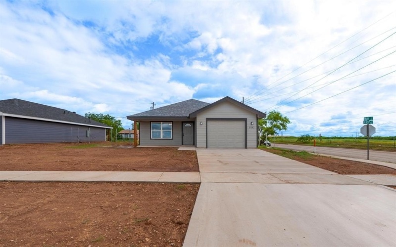 5425 N 10th Street, Abilene, TX 79603, 3 Bedrooms Bedrooms, ,2 BathroomsBathrooms,Residential,For Sale,5425 N 10th Street,0,21022059