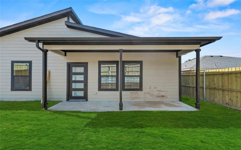 2512 Kool Avenue, Dallas, TX 75241, 4 Bedrooms Bedrooms, ,2 BathroomsBathrooms,Residential,For Sale,2512 Kool Avenue,0,21022147