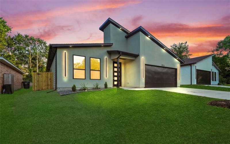 2512 Kool Avenue, Dallas, TX 75241, 4 Bedrooms Bedrooms, ,2 BathroomsBathrooms,Residential,For Sale,2512 Kool Avenue,0,21022147