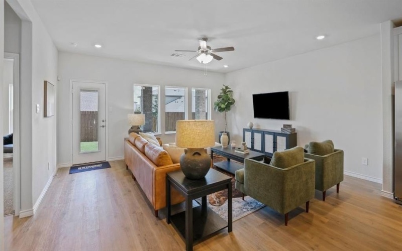 2302 Rise Ridge Road, Grand Prairie, TX 75052, 4 Bedrooms Bedrooms, ,3 BathroomsBathrooms,Residential,For Sale,2302 Rise Ridge Road,0,21022529