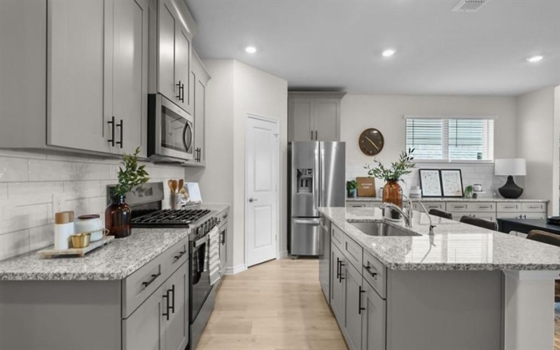 2310 Rise Ridge Road, Grand Prairie, TX 75052, 5 Bedrooms Bedrooms, ,3 BathroomsBathrooms,Residential,For Sale,2310 Rise Ridge Road,0,21022538