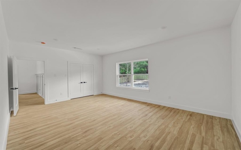 2416 Fatima Avenue, Dallas, TX 75241, 5 Bedrooms Bedrooms, ,5 BathroomsBathrooms,Residential,For Sale,2416 Fatima Avenue,0,21022576