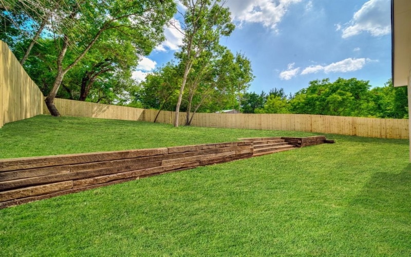 2416 Fatima Avenue, Dallas, TX 75241, 5 Bedrooms Bedrooms, ,5 BathroomsBathrooms,Residential,For Sale,2416 Fatima Avenue,0,21022576