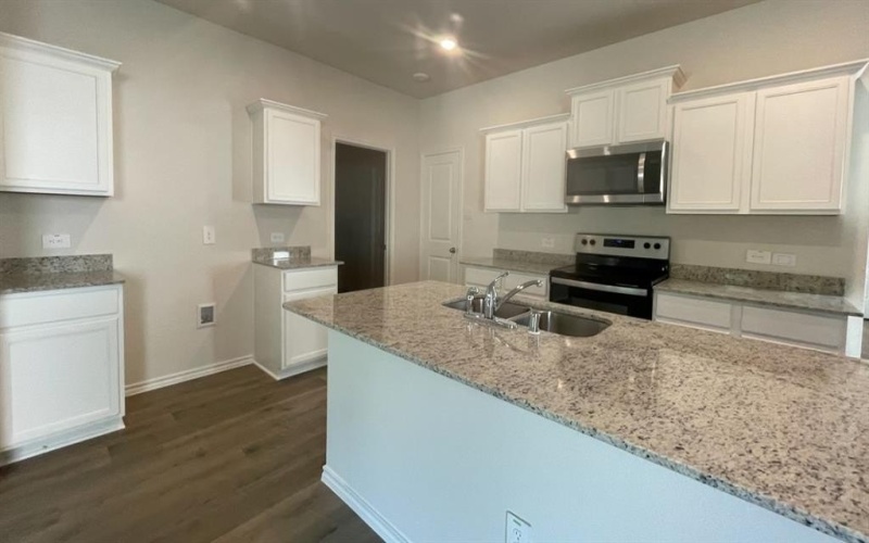 551 Bluejack Drive, Royse City, TX 75189, 4 Habitaciones Habitaciones , ,2 BañosBaños,Residential,En Venta,551 Bluejack Drive,0,21022643