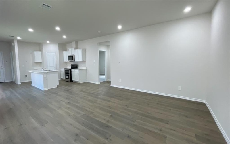 555 Bluejack Drive, Royse City, TX 75189, 3 Bedrooms Bedrooms, ,2 BathroomsBathrooms,Residential,For Sale,555 Bluejack Drive,0,21022646