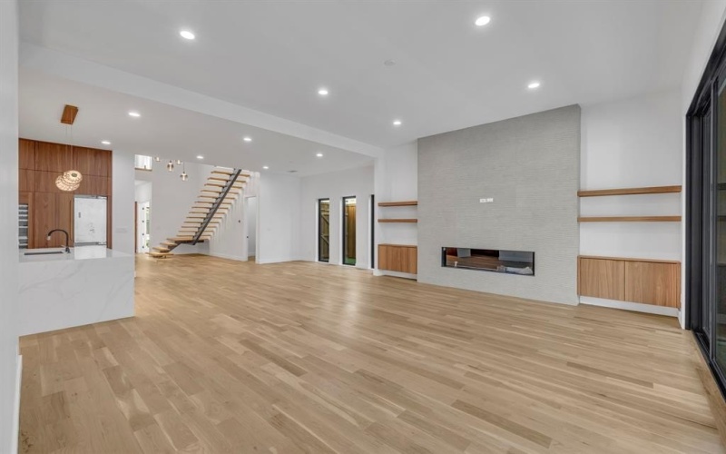 6231 McCommas Boulevard, Dallas, TX 75214, 5 Bedrooms Bedrooms, ,6 BathroomsBathrooms,Residential,For Sale,6231 McCommas Boulevard,0,21022656