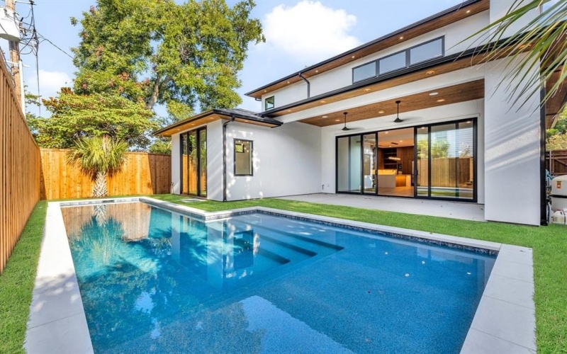 6231 McCommas Boulevard, Dallas, TX 75214, 5 Bedrooms Bedrooms, ,6 BathroomsBathrooms,Residential,For Sale,6231 McCommas Boulevard,0,21022656