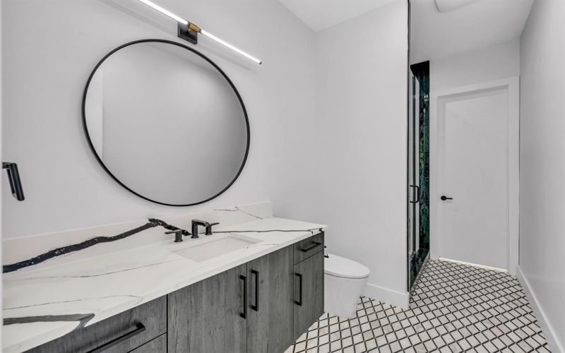 6231 McCommas Boulevard, Dallas, TX 75214, 5 Bedrooms Bedrooms, ,6 BathroomsBathrooms,Residential,For Sale,6231 McCommas Boulevard,0,21022656