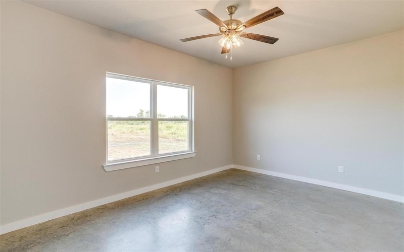 105 W Main Street, Rio Vista, TX 76093, 3 Habitaciones Habitaciones , ,2 BañosBaños,Residential,En Venta,105 W Main Street,0,21022714