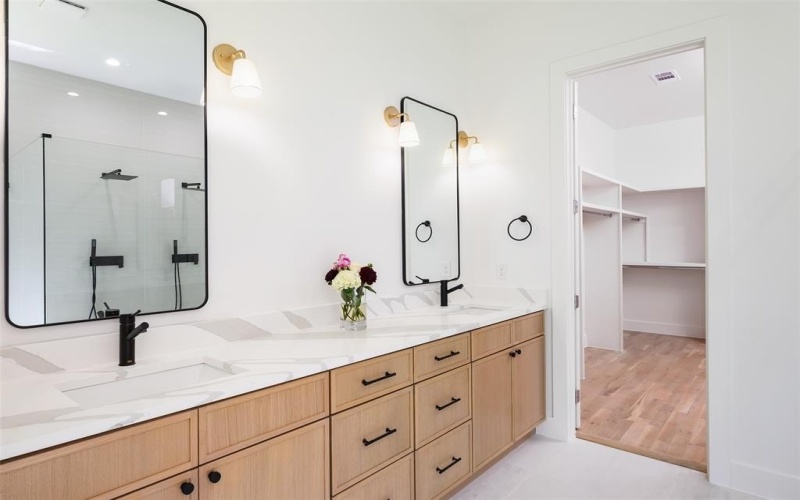 2935 Lovers Lane, University Park, TX 75225, 6 Bedrooms Bedrooms, ,7 BathroomsBathrooms,Residential,For Sale,2935 Lovers Lane,0,21022812