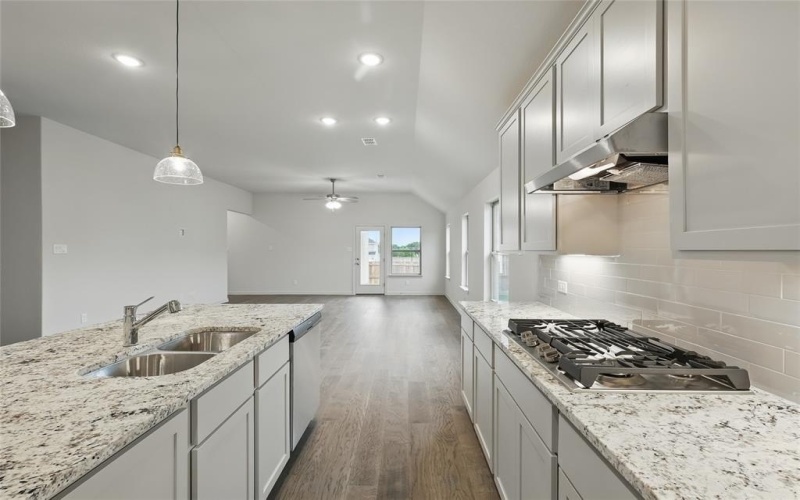 4601 Plumpjack Drive, Arlington, TX 76013, 4 Habitaciones Habitaciones , ,3 BañosBaños,Residential,En Venta,4601 Plumpjack Drive,0,21022821