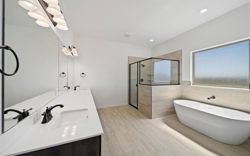 411 Solo Ridge Drive, Waxahachie, TX 75167, 4 Habitaciones Habitaciones , ,2 BañosBaños,Residential,En Venta,411 Solo Ridge Drive,21022834