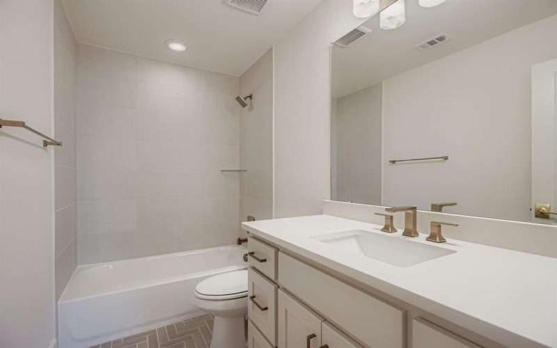 1228 High Street, The Colony, TX 75056, 4 Habitaciones Habitaciones , ,5 BañosBaños,Residential,En Venta,1228 High Street,0,21022869