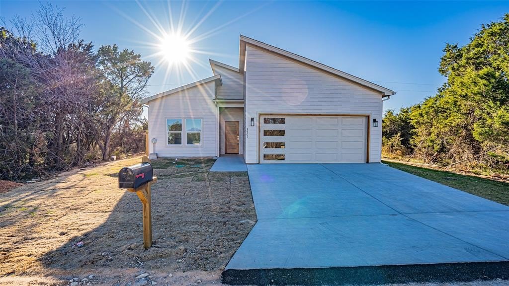 3501 Brazos River Drive, Granbury, TX 76048, 3 Bedrooms Bedrooms, ,2 BathroomsBathrooms,Residential,For Sale,3501 Brazos River Drive,0,21022871