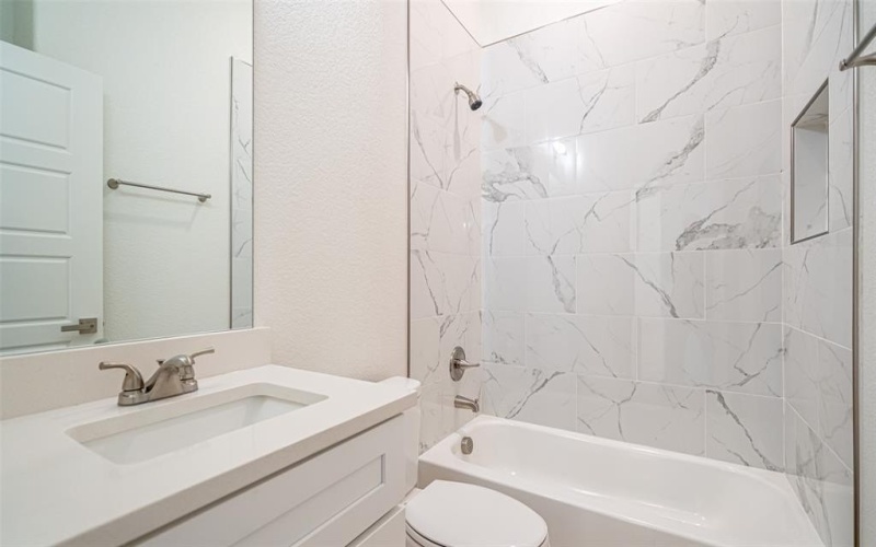 3501 Brazos River Drive, Granbury, TX 76048, 3 Bedrooms Bedrooms, ,2 BathroomsBathrooms,Residential,For Sale,3501 Brazos River Drive,0,21022871