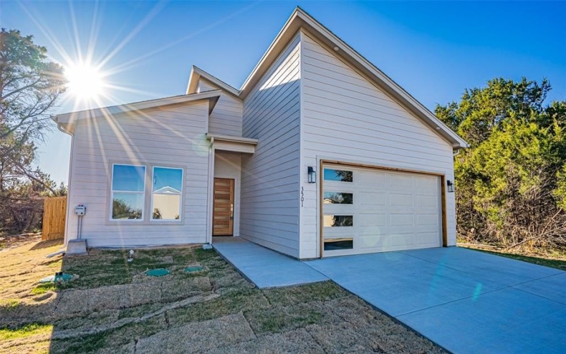 3501 Brazos River Drive, Granbury, TX 76048, 3 Bedrooms Bedrooms, ,2 BathroomsBathrooms,Residential,For Sale,3501 Brazos River Drive,0,21022871