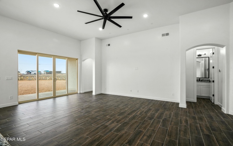 13425 Coldham Street, El Paso, TX 79928, 4 Bedrooms Bedrooms, ,3 BathroomsBathrooms,Residential,For Sale,13425 Coldham Street,915752