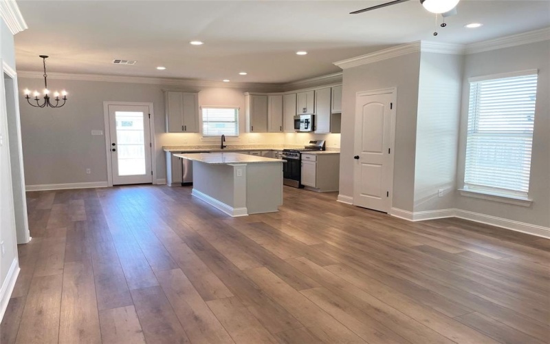 762 Venecia Drive, Bossier City, LA 71111, 4 Habitaciones Habitaciones , ,2 BañosBaños,Residential,En Venta,762 Venecia Drive,0,21022973