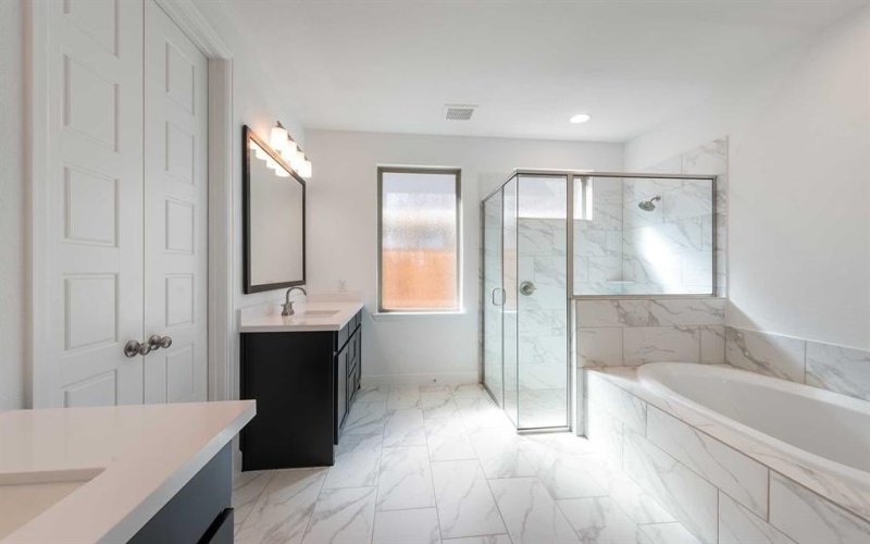 1605 Bulls Eye Road, Mansfield, TX 76063, 4 Habitaciones Habitaciones , ,3 BañosBaños,Residential,En Venta,1605 Bulls Eye Road,0,21023024