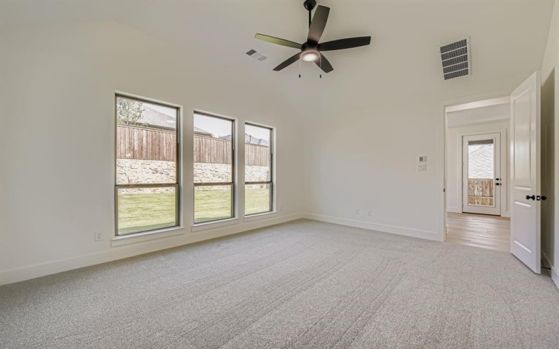 138 Sandie Drive, Rhome, TX 76078, 4 Bedrooms Bedrooms, ,3 BathroomsBathrooms,Residential,For Sale,138 Sandie Drive,0,21023029