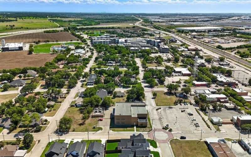 200 North Pine Street, Roanoke, TX 76262, 4 Habitaciones Habitaciones , ,3 BañosBaños,Residential,En Venta,200 North Pine Street,0,21023207