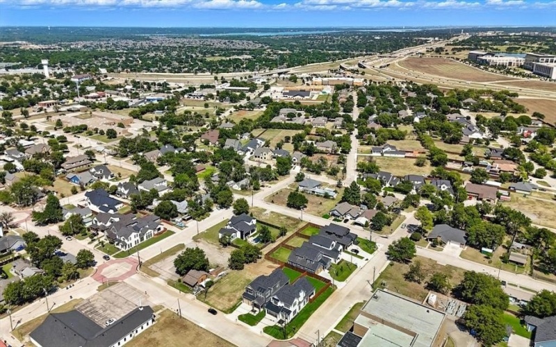 200 North Pine Street, Roanoke, TX 76262, 4 Habitaciones Habitaciones , ,3 BañosBaños,Residential,En Venta,200 North Pine Street,0,21023207