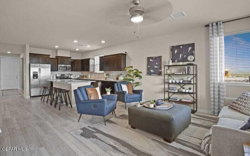 13301 Jeff Winton Drive, Horizon City, TX 79928, 4 Habitaciones Habitaciones , ,3 BañosBaños,Residential,En Venta,13301 Jeff Winton Drive,0,927838